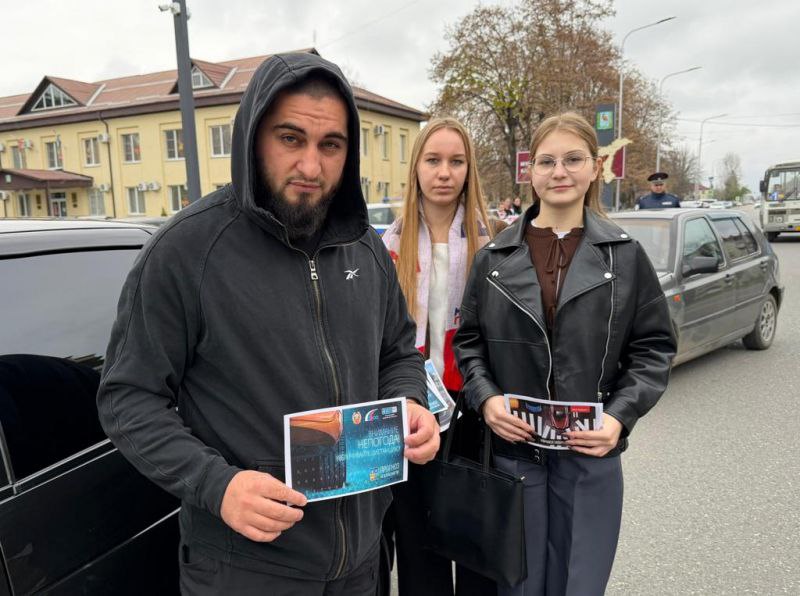 В День памяти жертв ДТП автоинспекторы и волонтеры призвали водителей Кабардино-Балкарии соблюдать ПДД В День памяти жертв ДТП автоинспекторы и волонтеры призвали водителей Кабардино-Балкарии соблюдать ПДД