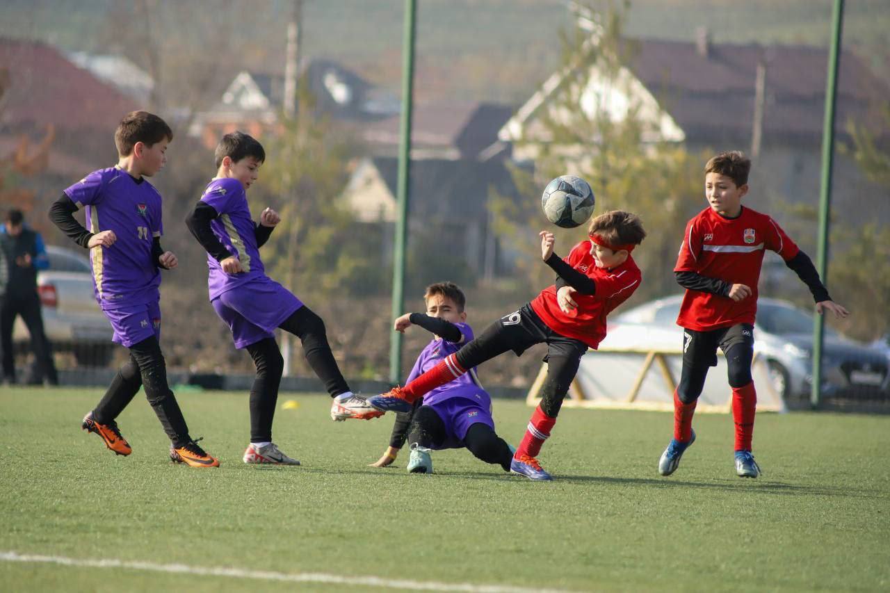 «Тэрч» выиграл детско-юношеский чемпионат КБР по футболу