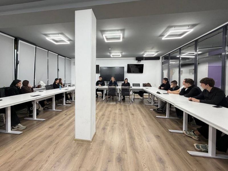 В Кабардино-Балкарии полицейские провели очередное мероприятие, посвященное вопросам защиты граждан от киберпреступлений В Кабардино-Балкарии полицейские провели очередное мероприятие, посвященное вопросам защиты граждан от киберпреступлений