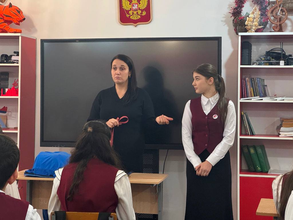 Ученики средней школы с. КенделенЭльбрусского района Кабардино-Балкарии стали участниками обучающей программы «Лаборатория безопасности» Центра профилактики детского дорожно-транспортного травматизма при Министерстве... Ученики средней школы с. КенделенЭльбрусского района Кабардино-Балкарии стали участниками обучающей программы «Лаборатория безопасности» Центра профилактики детского дорожно-транспортного травматизма при Министерстве...