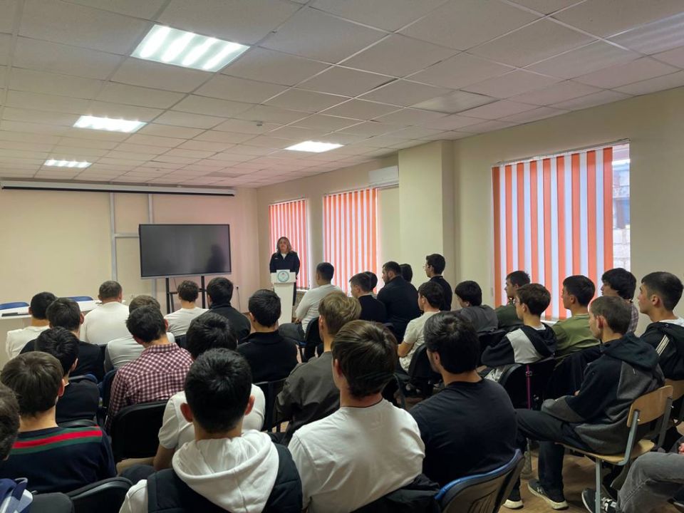 В Кабардино-Балкарском сельскохозяйственном колледже г. Баксана состоялось профилактическое мероприятие «Первый шаг к рулю», целью которого стала профилактика нарушений несовершеннолетними ПДД, в том числе последствия...