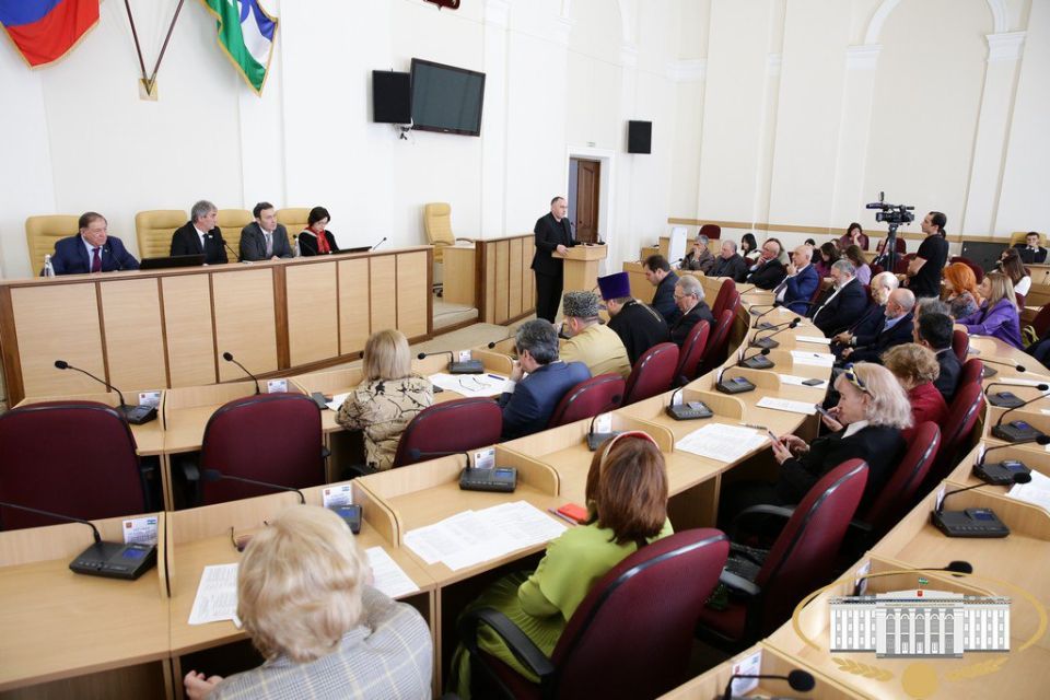 По инициативе Комитета Парламента КБР по культуре, развитию гражданского общества и информационной политике состоялось заседание "круглого стола", где обсудили текущее состояние и вопросы развития институтов гражданского...