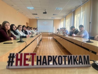 Учащиеся двух колледжей поддержали профилактическое мероприятие «Чистое поколение-2025»