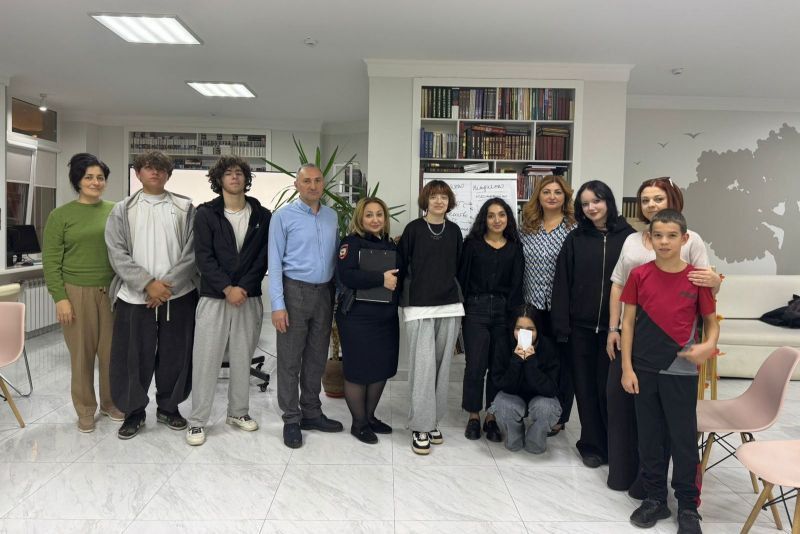 В Нальчике прошел тренинг по профилактике экстремизма и терроризма для подростков «Умей сказать - Нет»