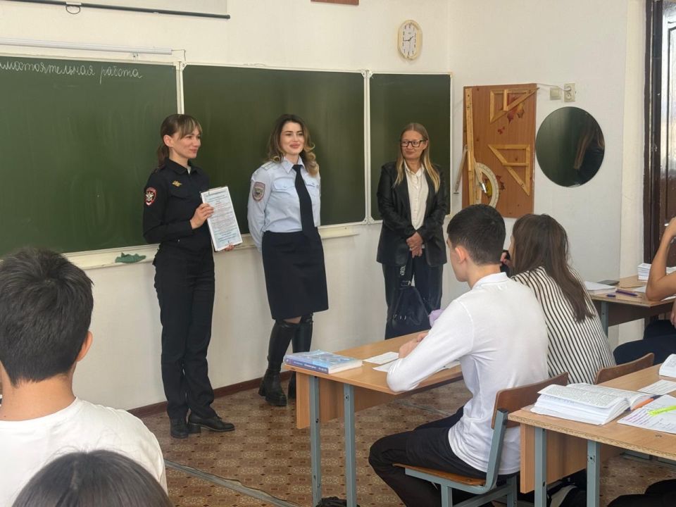 В рамках оперативно-профилактического мероприятия «Чистое поколение 2025» старшим инспектором группы по делам несовершеннолетних Нальчикского ЛО МВД России на транспорте майором полиции Оксаной Чеченовой совместно с...