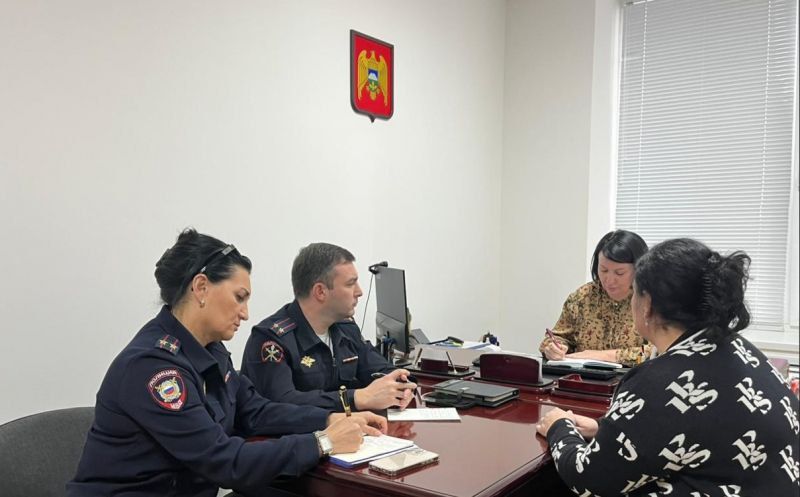 Начальник ОМВД России по Урванскому району принял участие в совместном приеме граждан