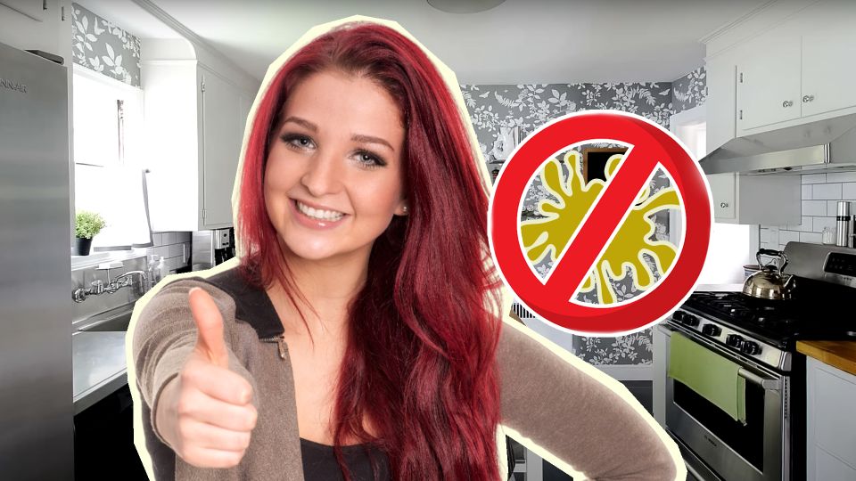 Мудрые хозяйки чистят обои на кухне только так: жирные пятна растворяются бесследно