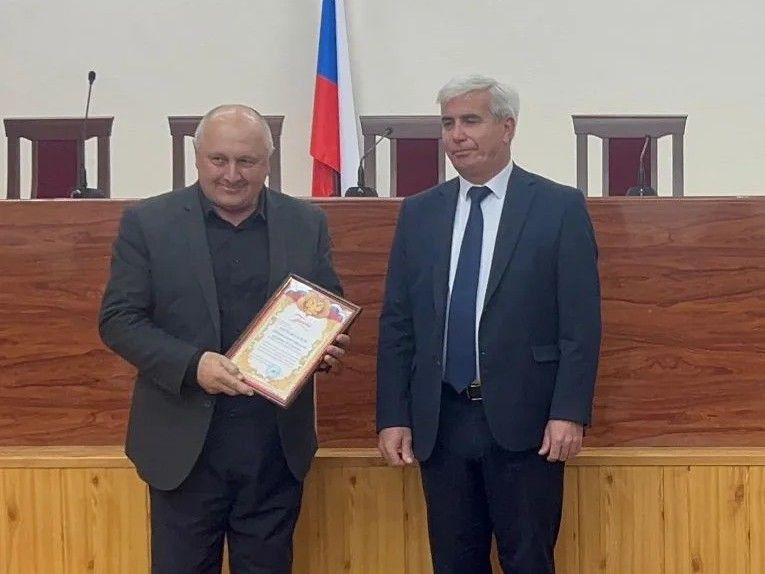 В Эльбрусском полицейские приняли участие в награждении победителей конкурса «Лучший народный дружинник»