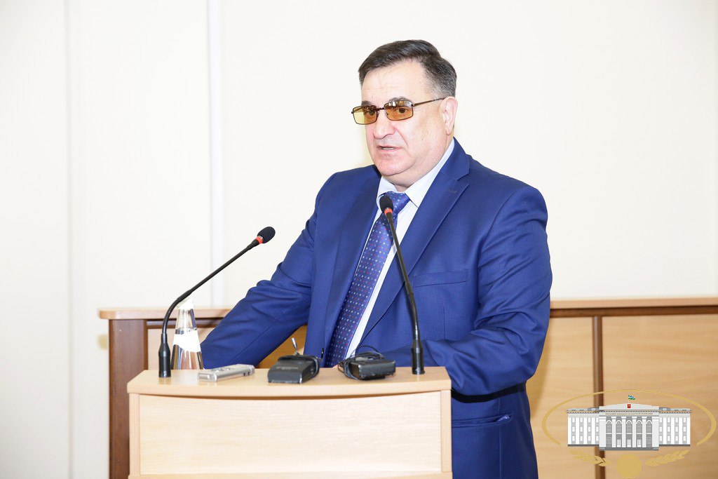 По инициативе Комитета Парламента КБР по труду, социальной политике, здравоохранению и делам ветеранов состоялось заседание "круглого стола" на тему "Об организации оказания высокотехнологичной и специализированной... По инициативе Комитета Парламента КБР по труду, социальной политике, здравоохранению и делам ветеранов состоялось заседание "круглого стола" на тему "Об организации оказания высокотехнологичной и специализированной...