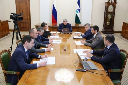 Казбек Коков провел совещание по вопросам инфраструктуры