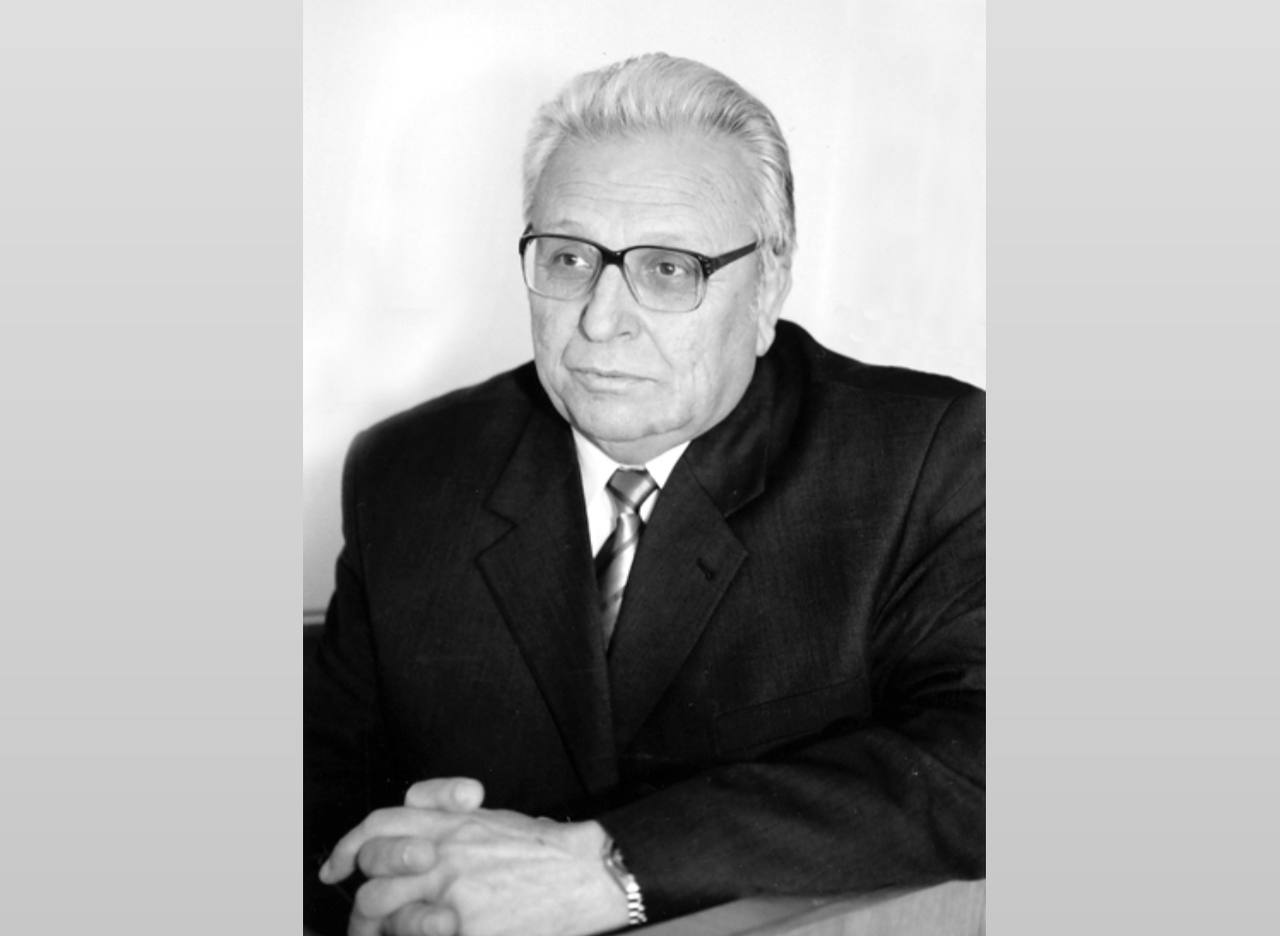 К юбилею Бориса Утижева. 1 декабря в Нальчике пройдут юбилейные мероприятия, посвященные 85-летию со дня рождения народного писателя Кабардино-Балкарии, заслуженного работника культуры Российской Федерации Бориса Утижева