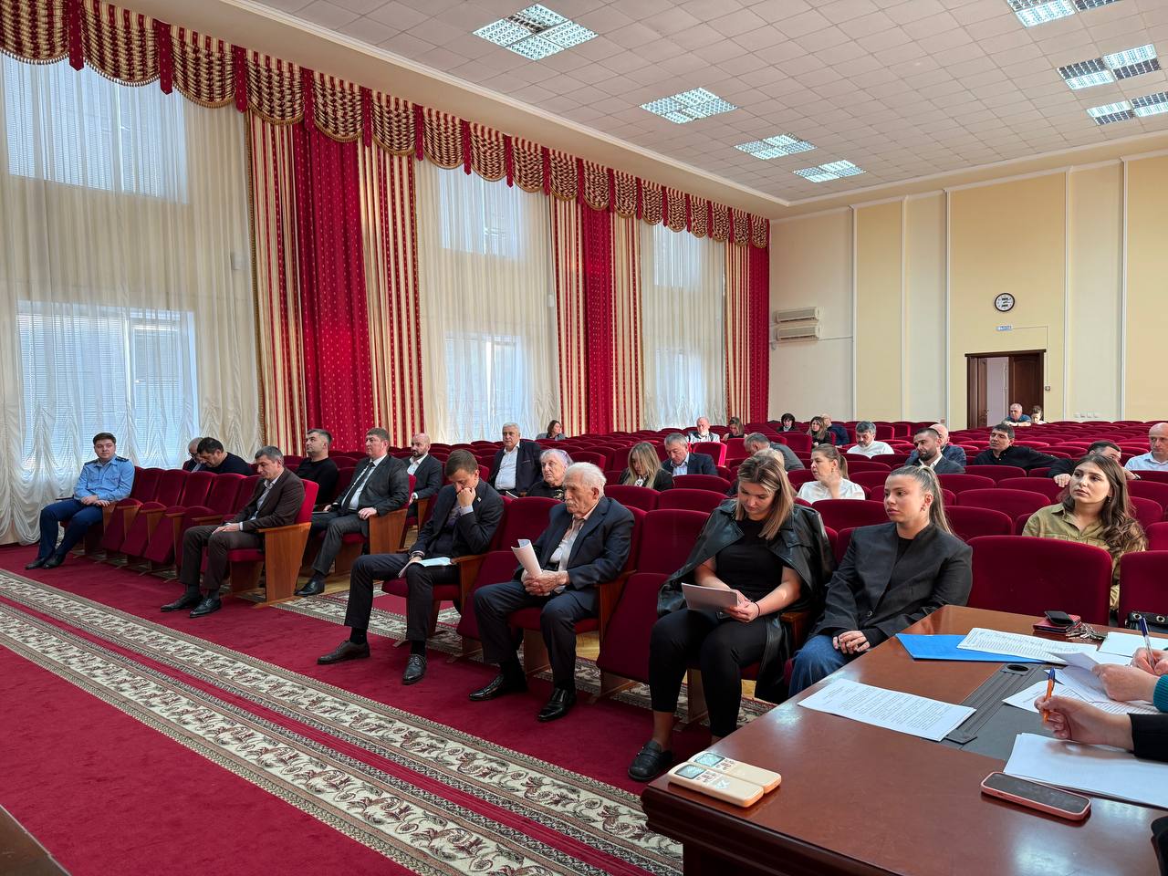 В большом зале мэрии состоялась 51-ая сессия Совета местного самоуправления г.о. Нальчик В большом зале мэрии состоялась 51-ая сессия Совета местного самоуправления г.о. Нальчик