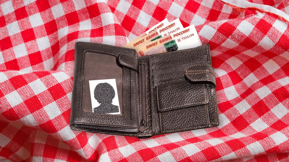 Пенсия по потере кормильца: когда придется вернуть деньги?