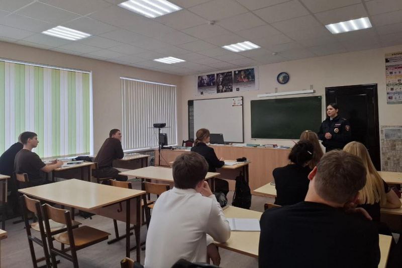 Полицейские Прохладненского района рассказали учащимся об опасности проявления терроризма и экстремизма Полицейские Прохладненского района рассказали учащимся об опасности проявления терроризма и экстремизма