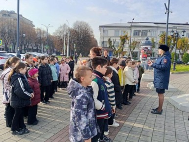 Автоинспекторы Кабардино-Балкарии провели для детей интерактивный урок по дорожной безопасности