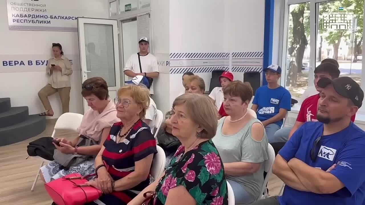 В общественной приёмной партии «Единая Россия» ежедневно ведётся активная работа с жителями