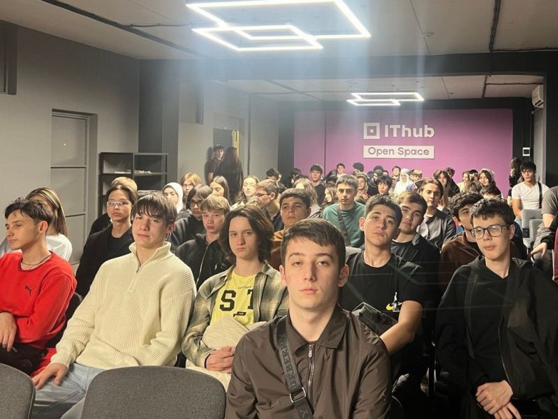 Наркополицейские Кабардино-Балкарии провели профилактическую встречу со студентами