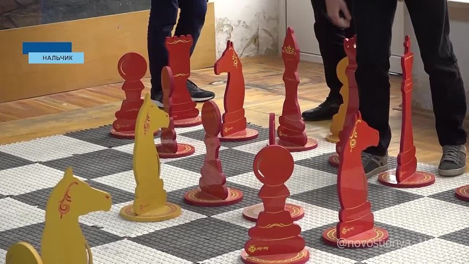 Сегодня во Дворце творчества детей и молодежи прошел XXV ежегодный турнир «Математические бои памяти Григория Дядченко