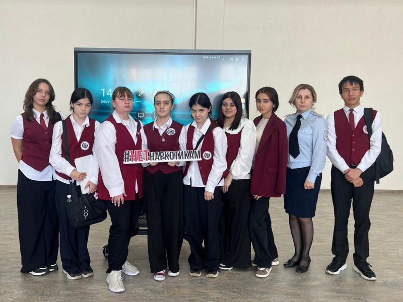 Учащиеся гимназии присоединились к акции «За здоровье и безопасность наших детей»