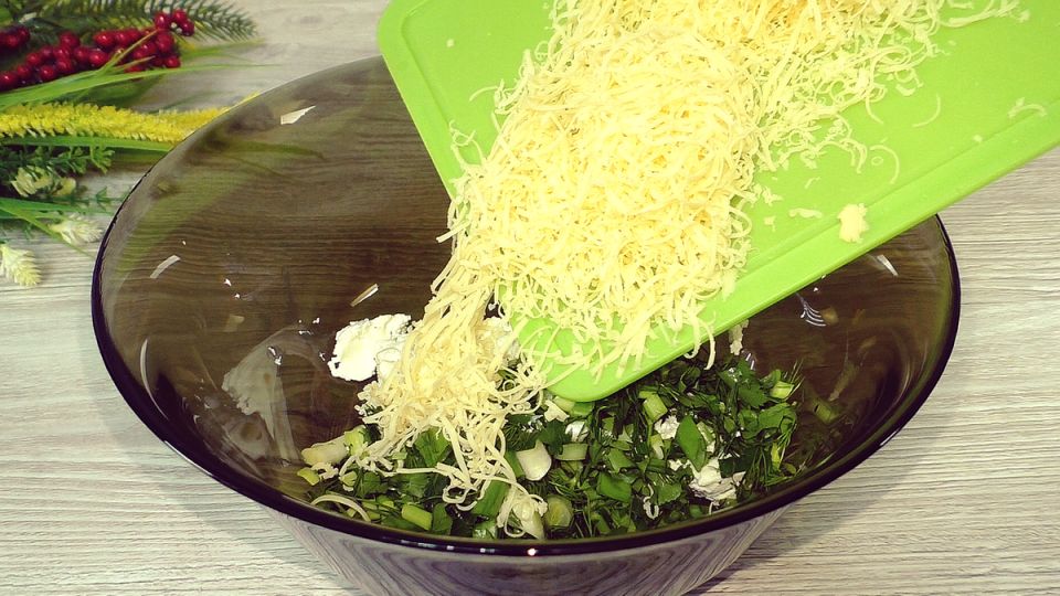 Слоёное тесто для новогоднего стола: как подготовить уникальные закуски