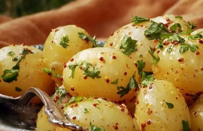 Горчичный картофель: яркое зимнее угощение, которое удивит вас