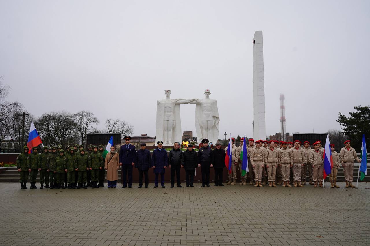 В Нарткале состоялся митинг, посвященный Дню Героев Отечества