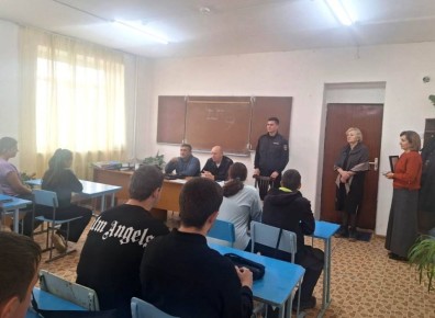 В Зольском районе прошла акция «Будущий водитель», собравшая десятки студентов Кабардино-Балкарского сельскохозяйственного колледжа