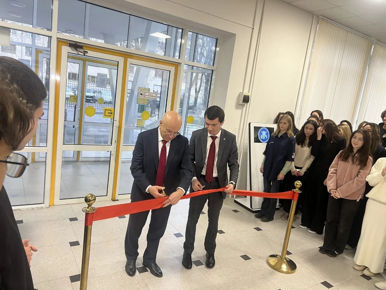 В Кабардино-Балкарском государственном университете открылся единый сервисный центр В Кабардино-Балкарском государственном университете открылся единый сервисный центр