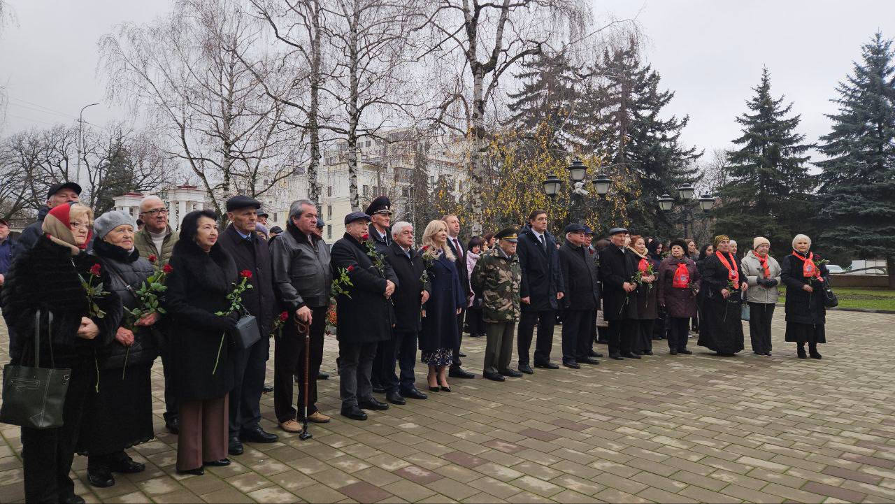 В Нальчике вспоминали героев Отечества