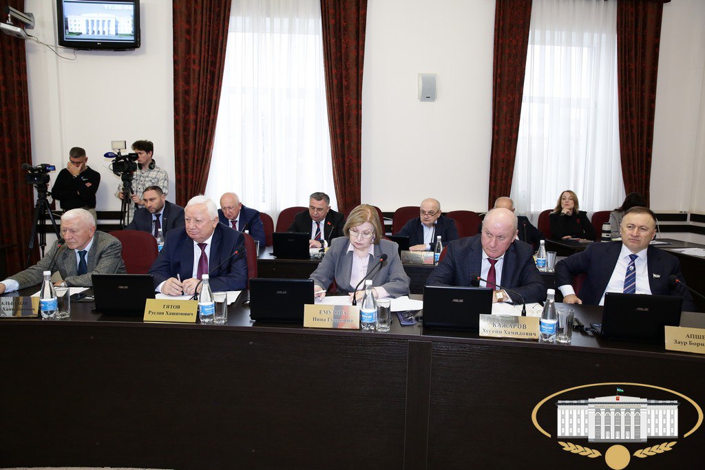 Развитие сферы культуры в современных условиях в КБР стало главным вопросом "правительственного часа" на заседании президиума законодательного органа республики Развитие сферы культуры в современных условиях в КБР стало главным вопросом "правительственного часа" на заседании президиума законодательного органа республики