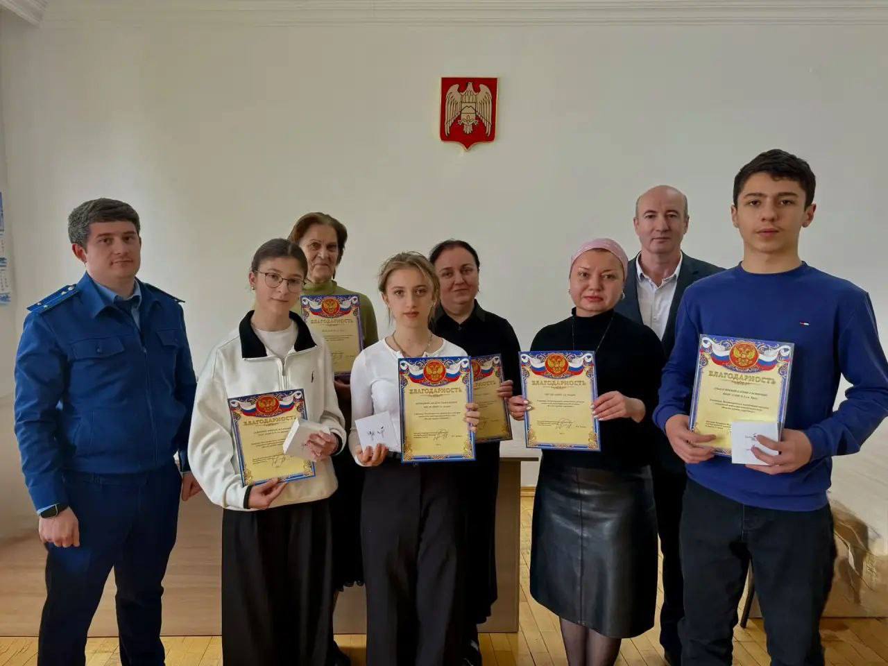 Прокуратура Кабардино-Балкарской Республики выразила благодарность участникам Международного молодежного конкурса социальной рекламы «Вместе против коррупции!» Прокуратура Кабардино-Балкарской Республики выразила благодарность участникам Международного молодежного конкурса социальной рекламы «Вместе против коррупции!»