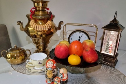 Как украсить квартиру к Новому году: яркие идеи и тренды 2025 года