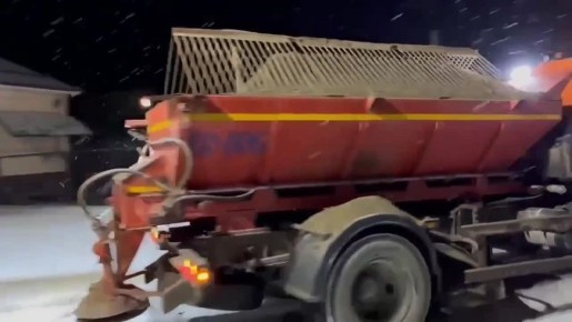 Дорожные службы работают в усиленном режиме