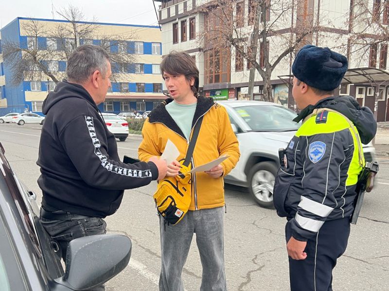 Автолюбители Кабардино-Балкарии приняли участие в акции «Предоставь приоритет пешеходу!» Автолюбители Кабардино-Балкарии приняли участие в акции «Предоставь приоритет пешеходу!»