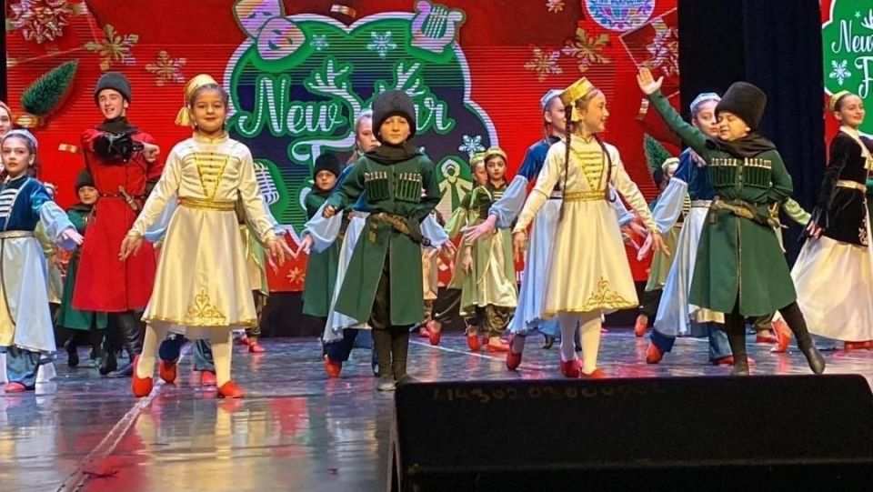 �������� ����� ��������� � �����������