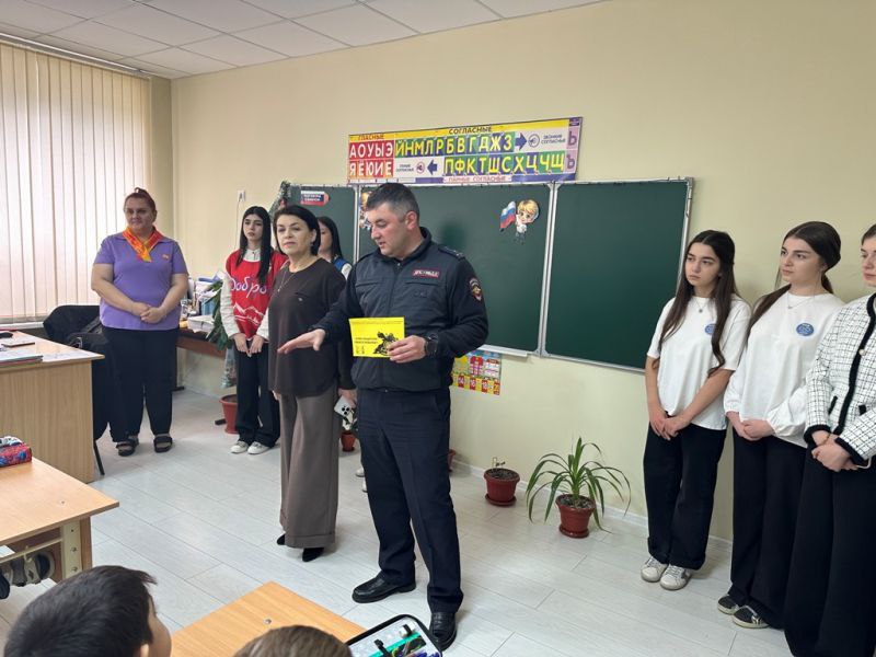 Школьники Кабардино-Балкарии стали участниками акции «Автокресло — удобно и безопасно!» Школьники Кабардино-Балкарии стали участниками акции «Автокресло — удобно и безопасно!»