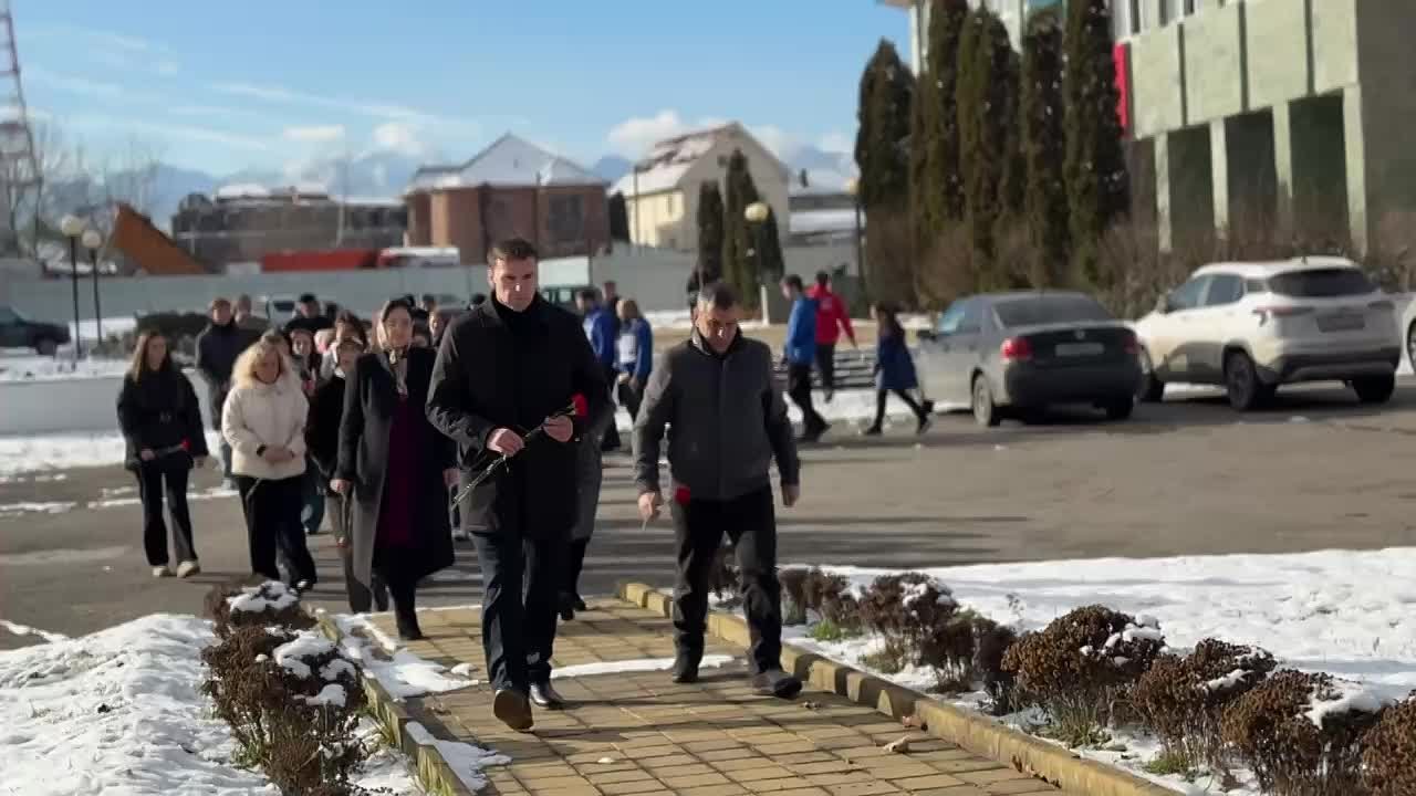 На территории Телецентра прошёл митинг, посвящённый памяти погибших журналистов