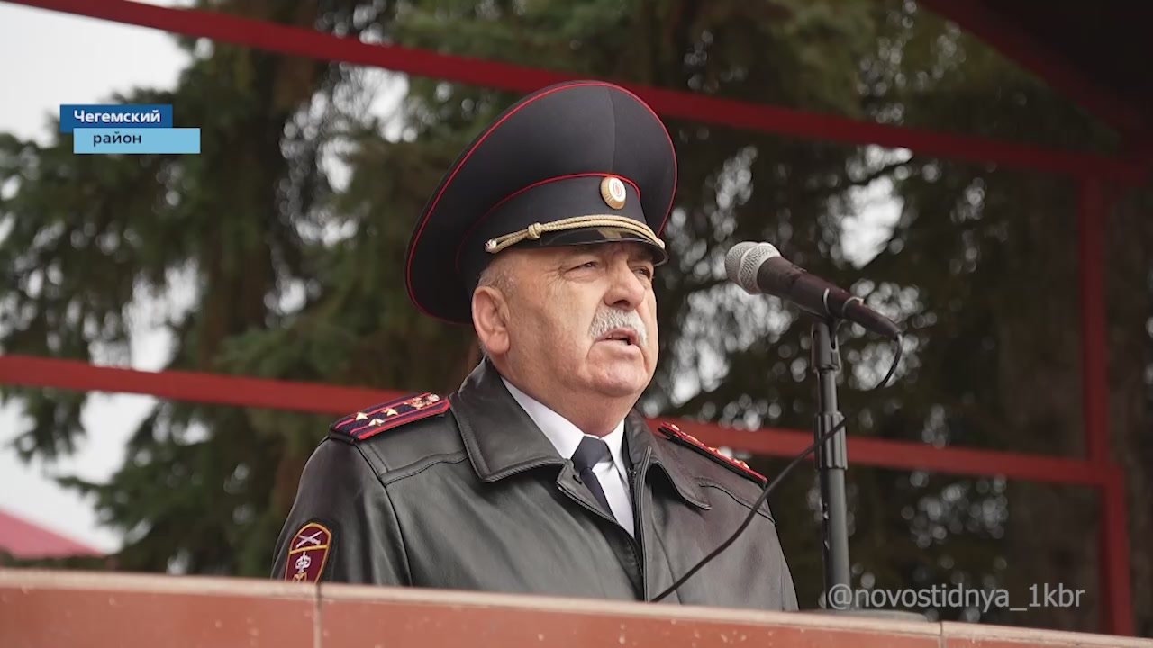 В поселке Звездный новобранцы Росгвардии приняли военную присягу