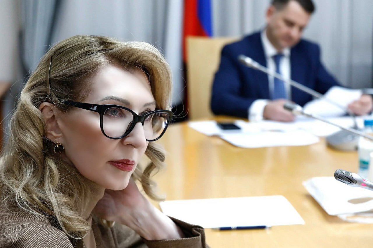 Состоялись заседания комиссий Совета законодателей РФ с участием сенаторов РФ, депутатов Государственной Думы, представителей законодательных органов субъектов Российской Федерации Состоялись заседания комиссий Совета законодателей РФ с участием сенаторов РФ, депутатов Государственной Думы, представителей законодательных органов субъектов Российской Федерации