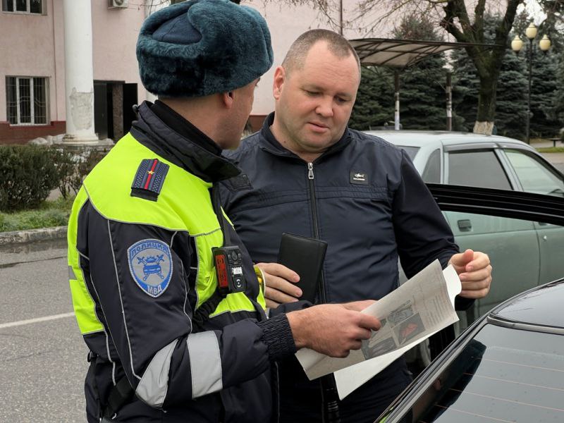 В Кабардино-Балкарии проходят дорожные практикумы с водителями-родителями «Безопасность ребенка-обязанность взрослых!» В Кабардино-Балкарии проходят дорожные практикумы с водителями-родителями «Безопасность ребенка-обязанность взрослых!»