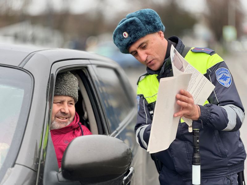 В Кабардино-Балкарии проходят дорожные практикумы с водителями-родителями «Безопасность ребенка-обязанность взрослых!» В Кабардино-Балкарии проходят дорожные практикумы с водителями-родителями «Безопасность ребенка-обязанность взрослых!»
