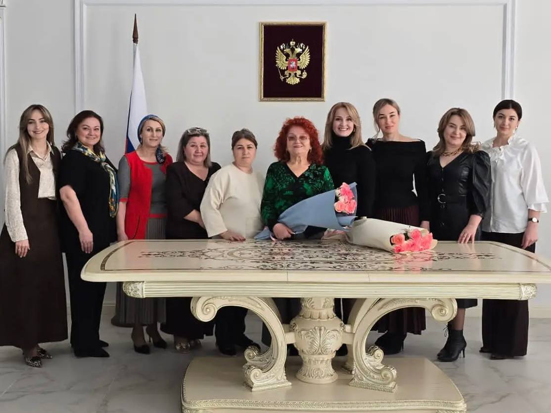 Профессиональный праздник. 18 декабря в России отмечается День работников органов записи актов гражданского состояния