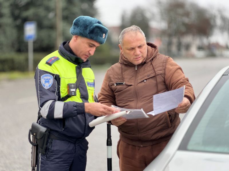 В Кабардино-Балкарии проходят дорожные практикумы с водителями-родителями «Безопасность ребенка-обязанность взрослых!» В Кабардино-Балкарии проходят дорожные практикумы с водителями-родителями «Безопасность ребенка-обязанность взрослых!»