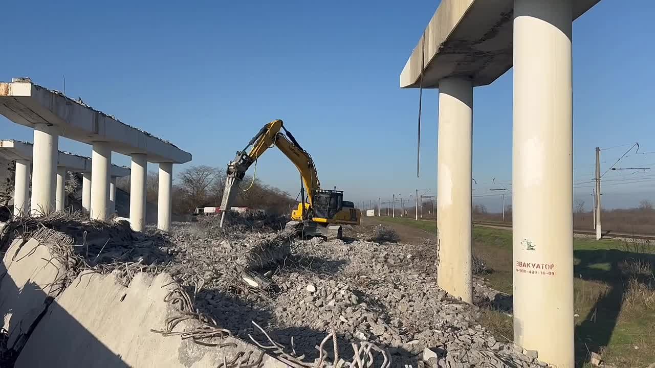 Продолжается капремонт путепровода на дороге Новопавловск – Прохладный – Моздок
