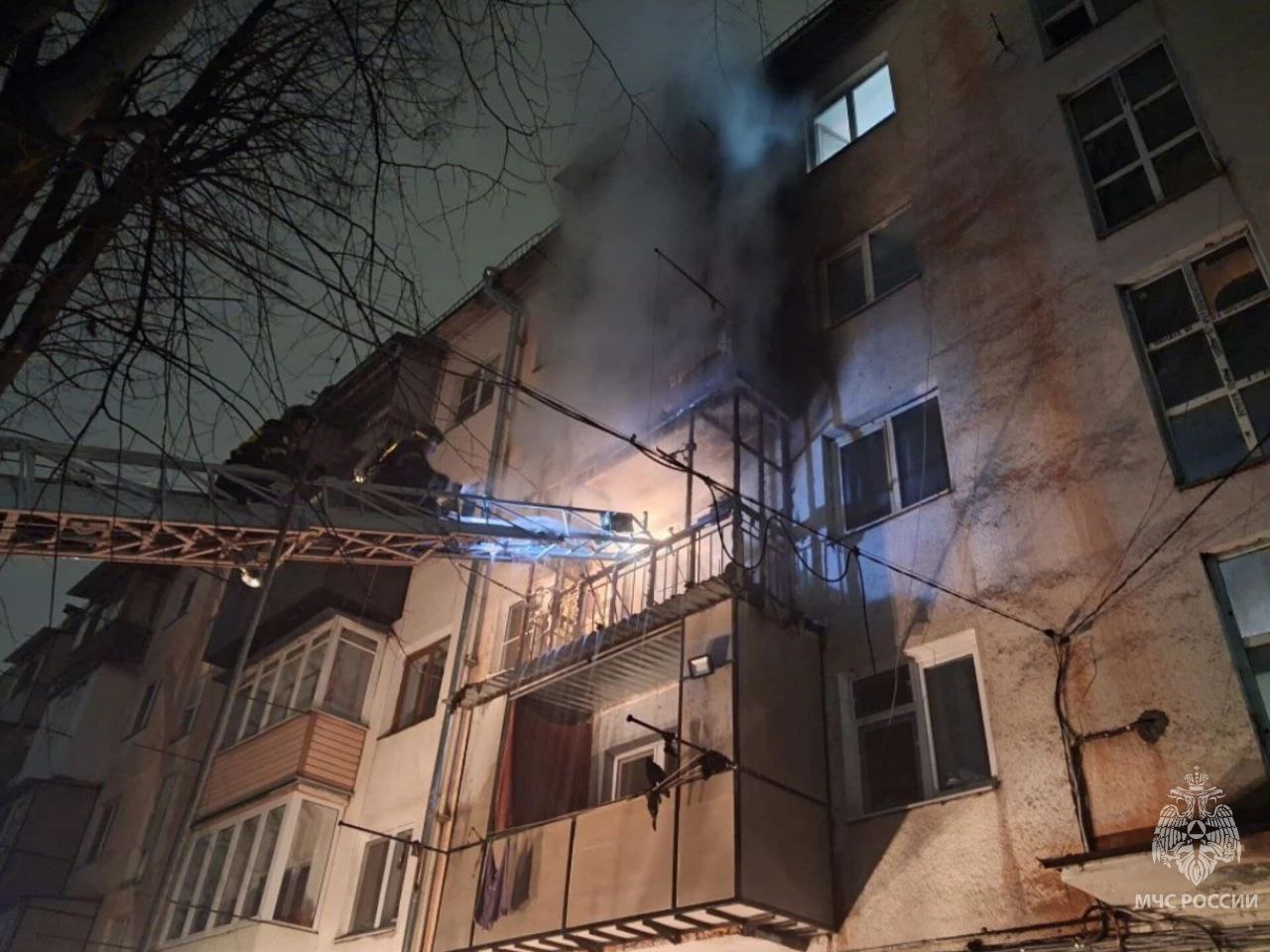 В Нальчике на пожаре погиб мужчина В Нальчике на пожаре погиб мужчина