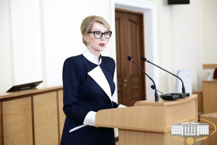 На заключительном заседании осенней сессии Председатель Парламента КБР Татьяна Егорова выступила с докладом о деятельности законодательного органа Кабардино-Балкарии в 2025 году