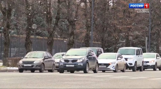 Заснеженные номера и фары: чем грозит пренебрежение чистотой