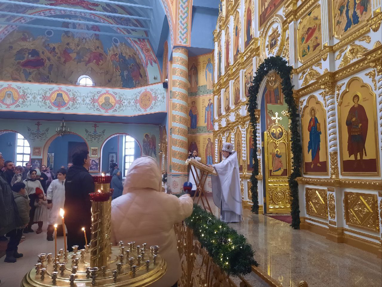 7 января православные христиане отмечают Рождество Христово 7 января православные христиане отмечают Рождество Христово