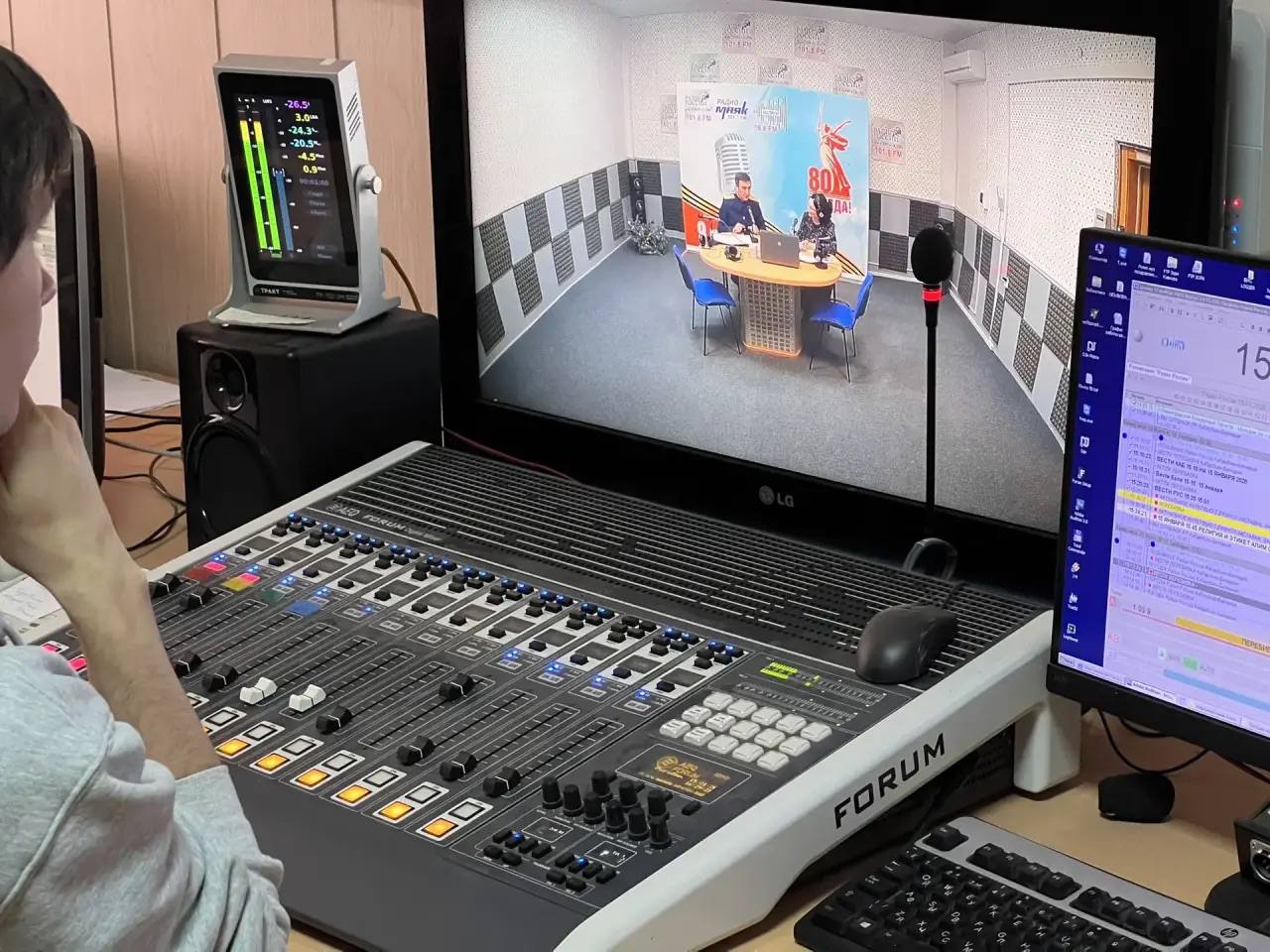 1Старший помощник руководителя СУ СК России по Кабардино-Балкарской Республике выступил в эфире «Радио России КБР» 1Старший помощник руководителя СУ СК России по Кабардино-Балкарской Республике выступил в эфире «Радио России КБР»