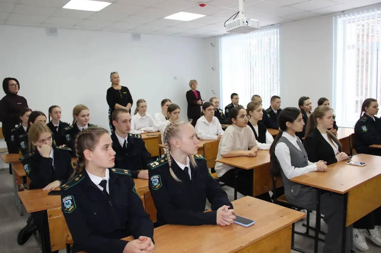 Открытие Клуба молодого избирателя «Твой голос» в г.о. Прохладный Открытие Клуба молодого избирателя «Твой голос» в г.о. Прохладный